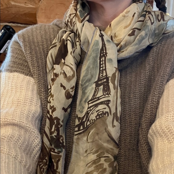 💯% SILK Ralph Lauren Scarf - Picture 3 of 6